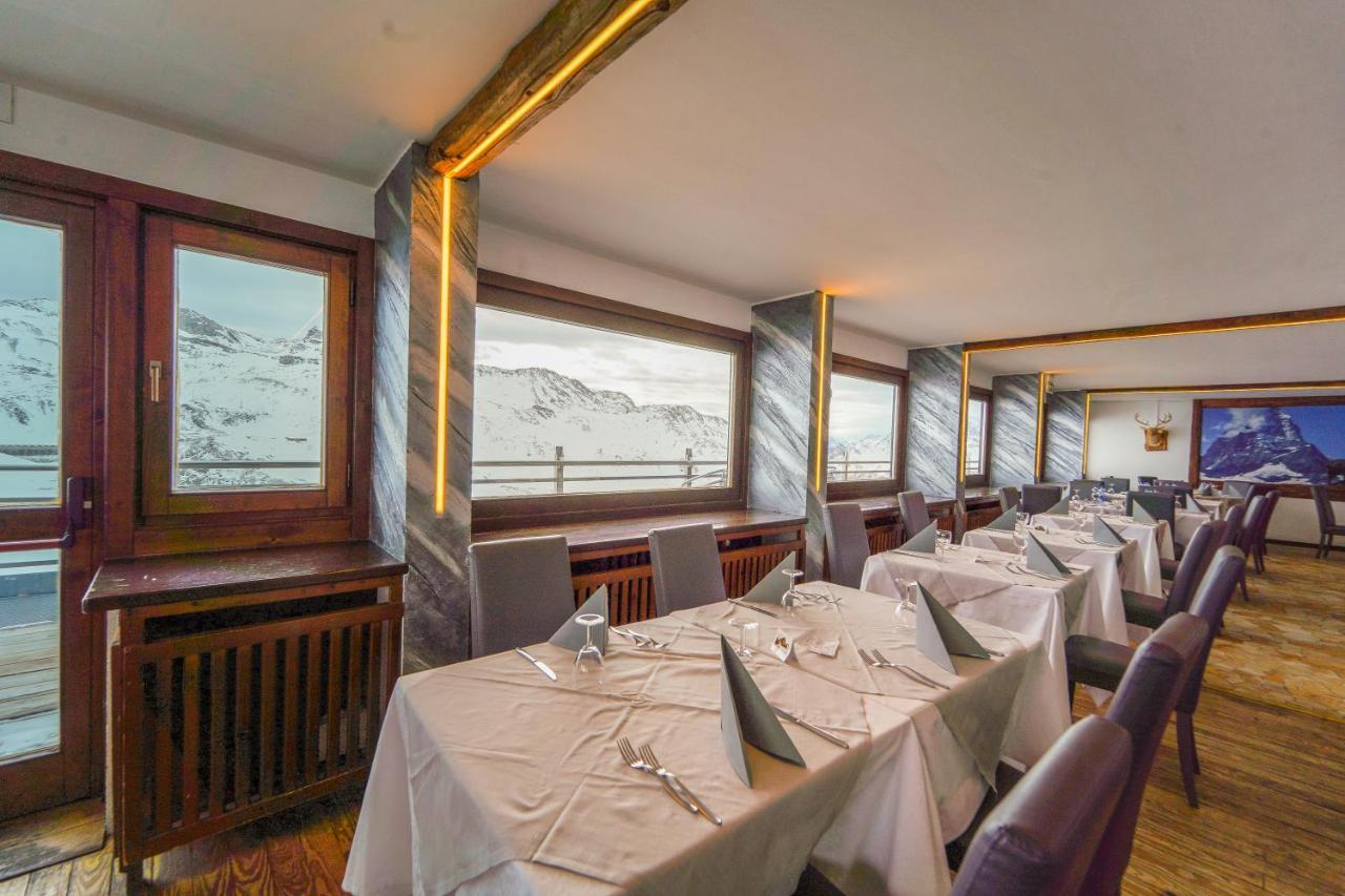 Hotel Lo Stambecco Breuil-Cervinia Εξωτερικό φωτογραφία