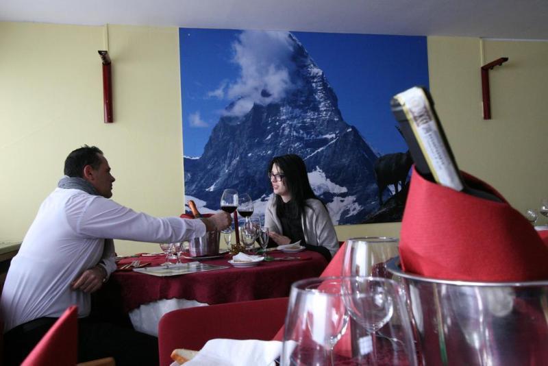 Hotel Lo Stambecco Breuil-Cervinia Εξωτερικό φωτογραφία