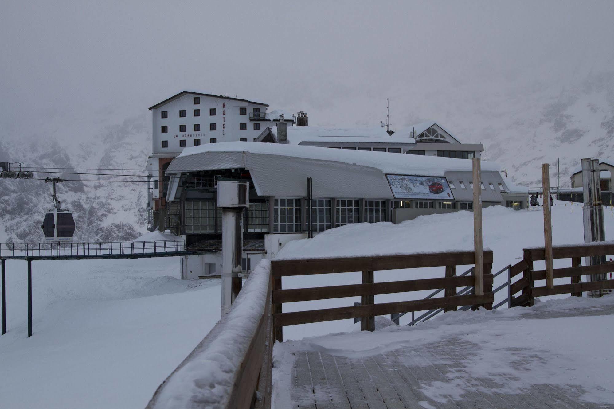Hotel Lo Stambecco Breuil-Cervinia Εξωτερικό φωτογραφία