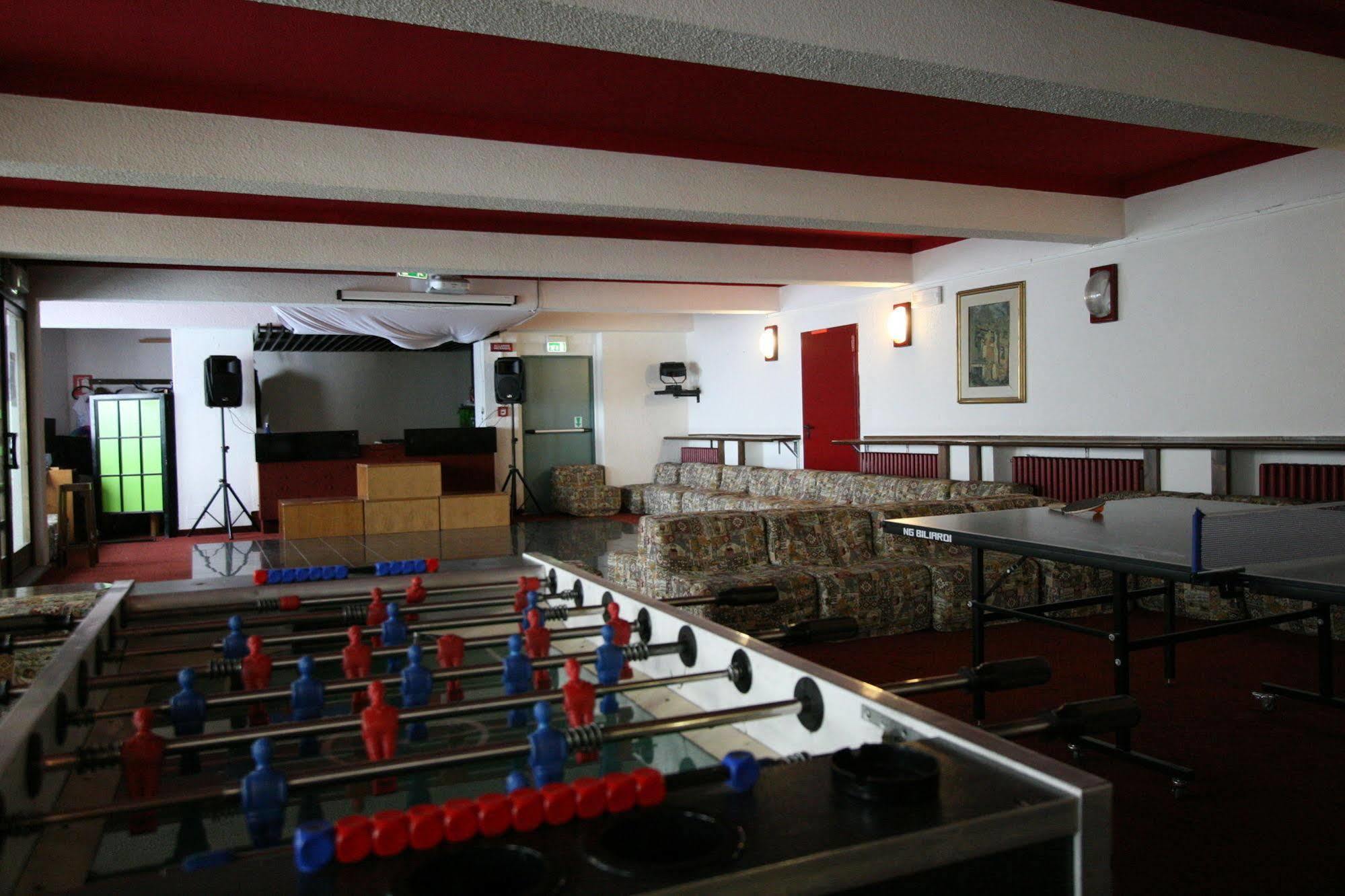 Hotel Lo Stambecco Breuil-Cervinia Εξωτερικό φωτογραφία